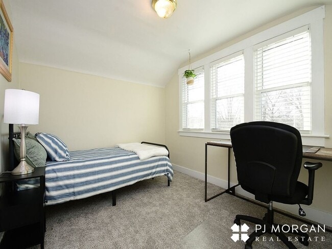 Photo - 5022I Unit B