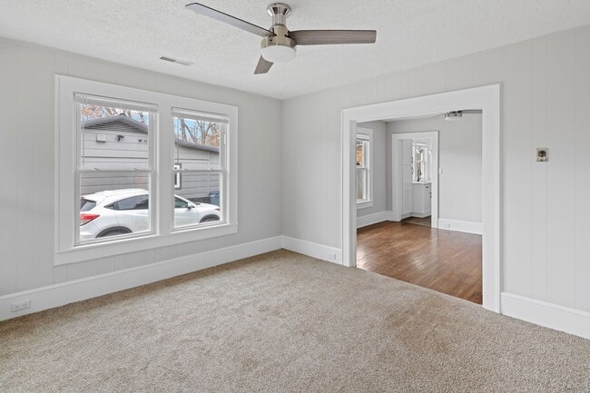 23 Jarrett St