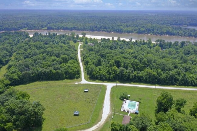Photo - 176 Wood Fern Dr