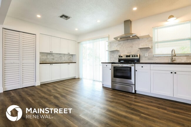 Photo - 185 Norfolk Ave NW Casa