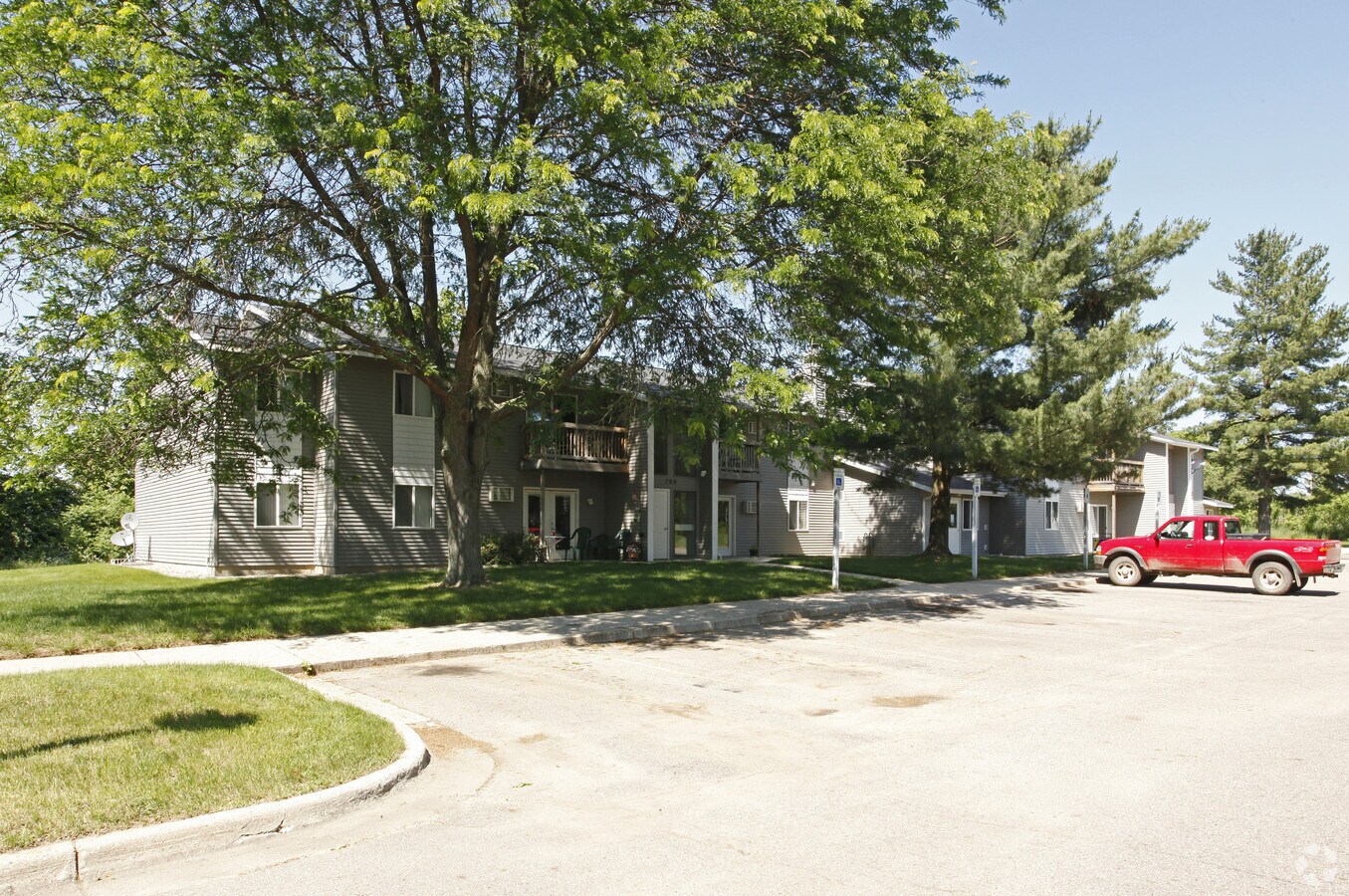 Photo - East End Apartments