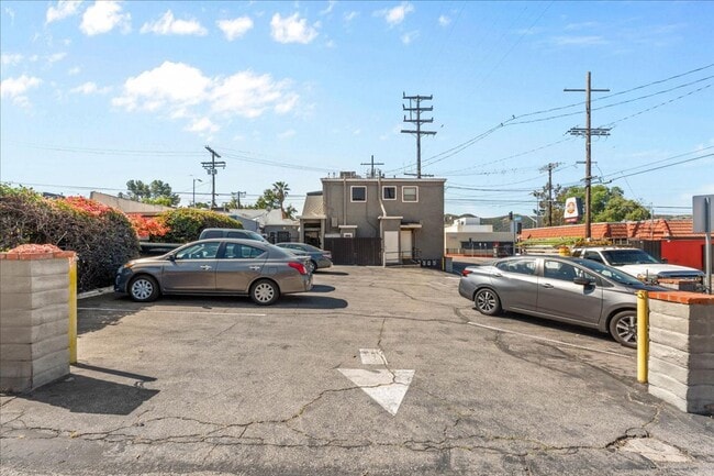 Photo - 7969 Foothill Blvd Unidad 7969