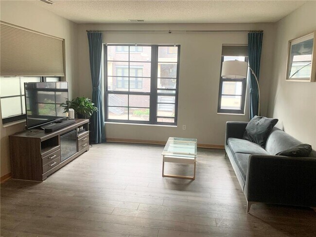 Photo - 2566 Ellis Ave Unit 121