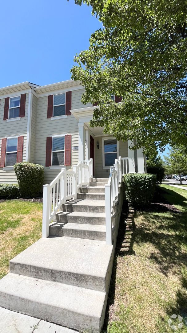 Building Photo - Coming Soon! 3 Bed/2.5 Bath in South Jordan Rental