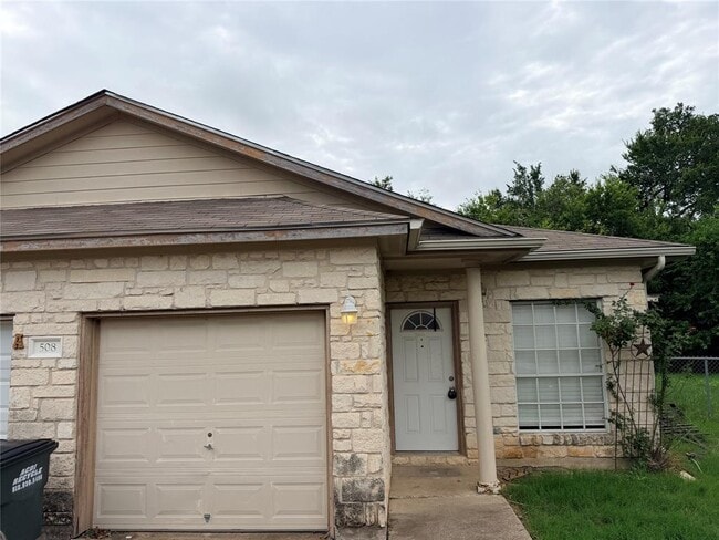 Photo - 508 Tablerock Cir