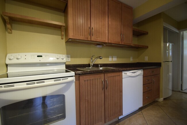 Photo - 1 Colonial Village Dr Unit 3