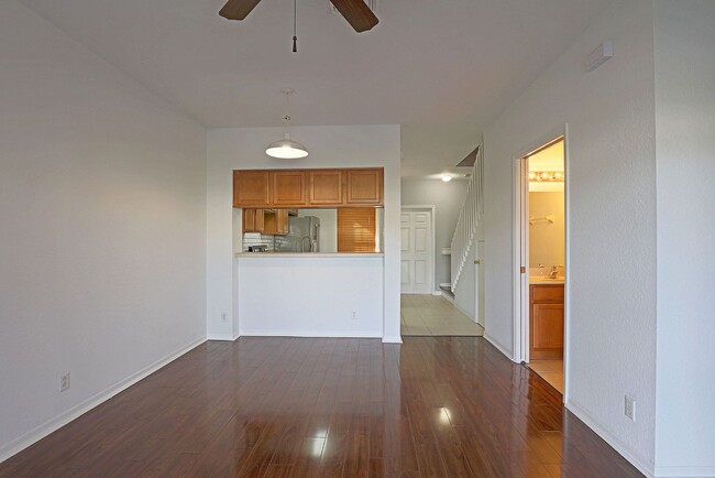 Photo - Cypress Landing 10033 Unidad 10033 Spyglass Hill Lane