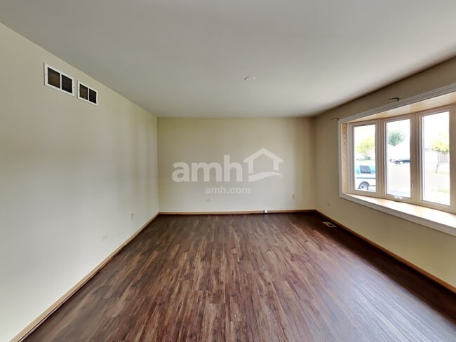 Photo - 2110 Three Forks Dr