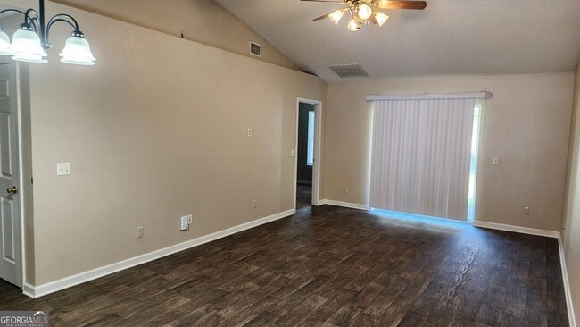 Photo - 405 S Ashley St