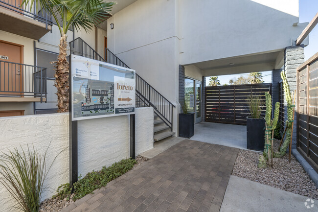 Building Photo - The Loreto Apartments