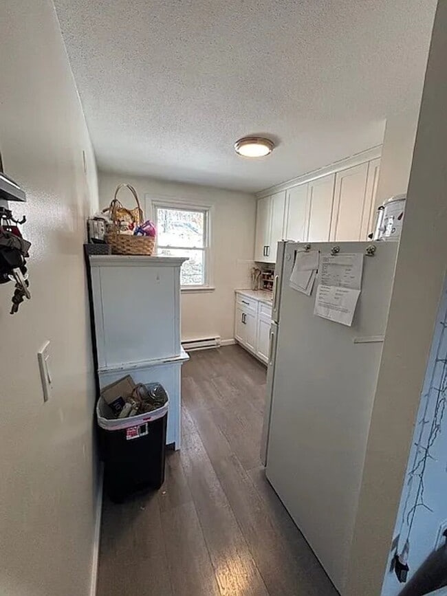 Photo - 156 Main St Unit B1
