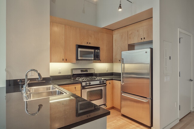 Photo - 1 Federal St Unit 4