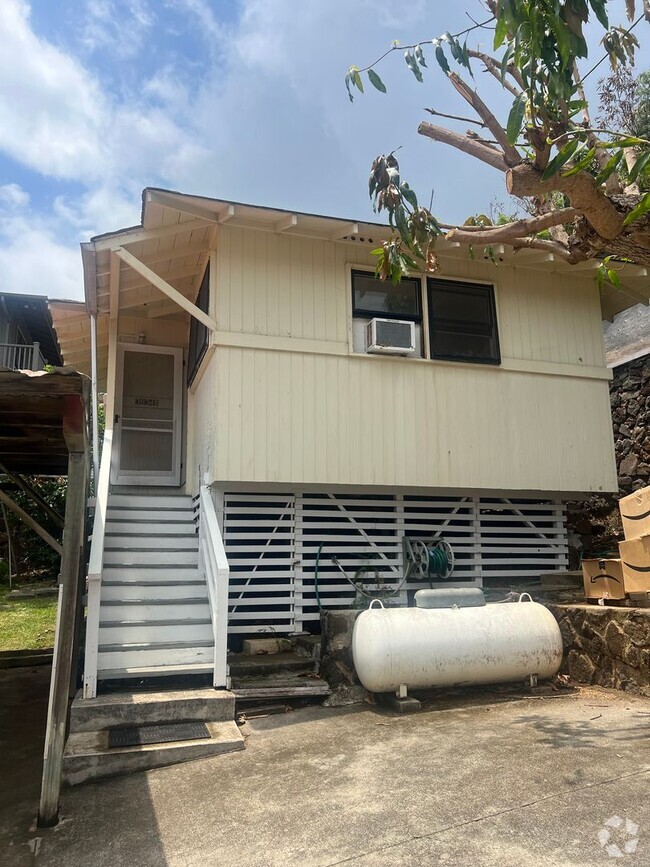 Building Photo - 1 Bedroom Cottage in Kaimuki, Full Kitchen... Rental