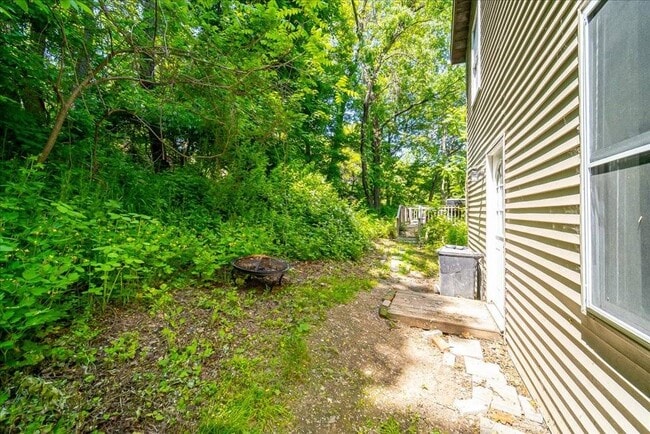 Photo - 629 S Rd