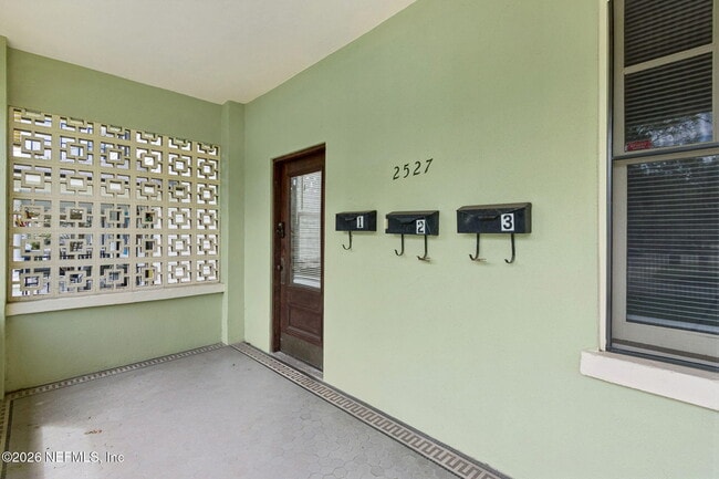 2527 Forbes St Unit 2