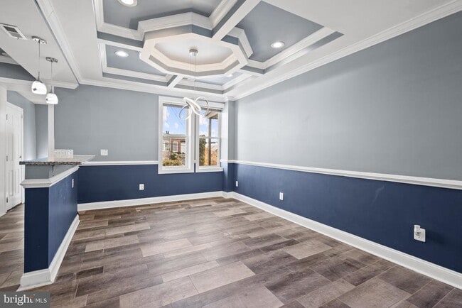 Photo - 405 Lyndhurst St