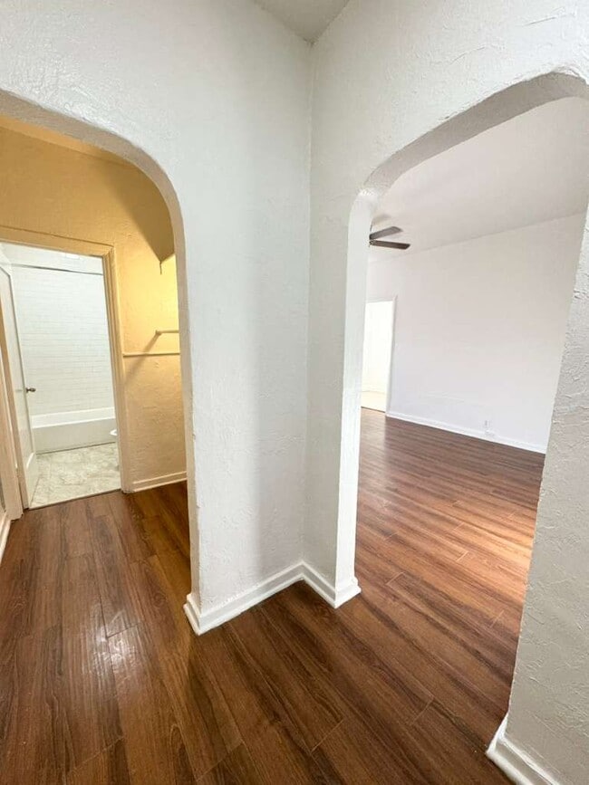 Photo - 1101 S Norton