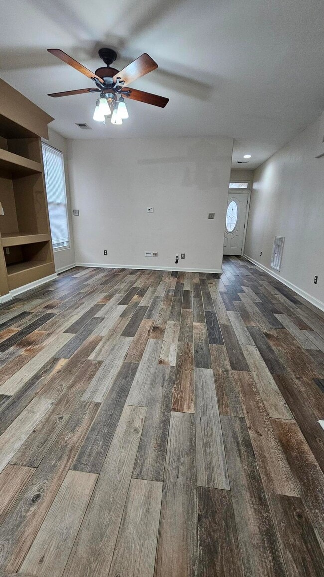 Photo - 2548 Maggie Cove