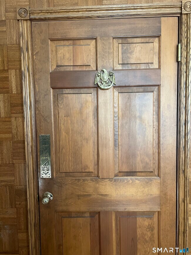 251 Sherman Ave Unit 2nd Floor