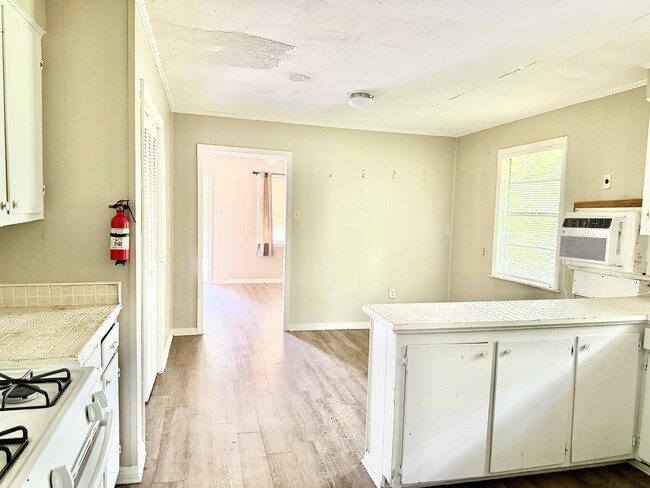 Photo - 2030 Colorado St