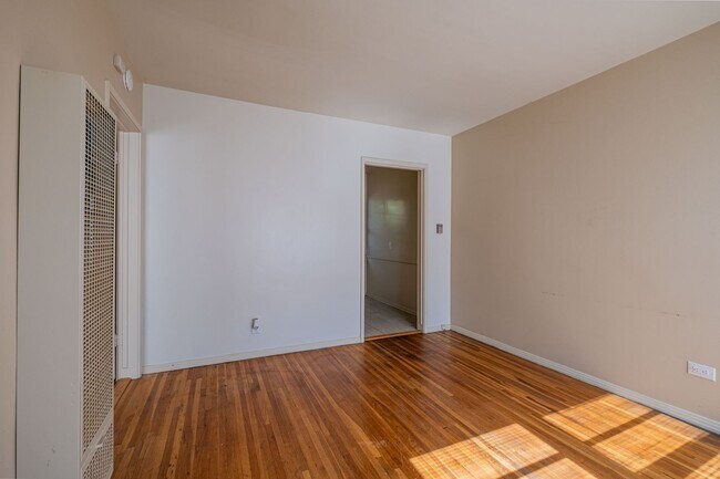 Photo - 1506 S Catalina Ave Unidad B