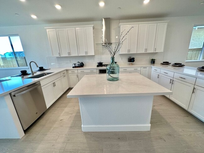 Photo - Charming Lennar Lakefront Home with 4 Bedrooms and 3.5 Bathrooms