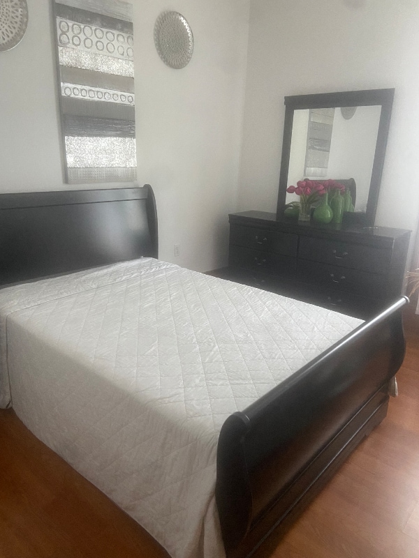 Photo - 25 Bridge St