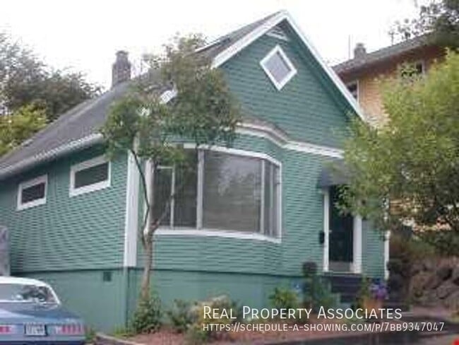 Photo - 2915 E Alder St