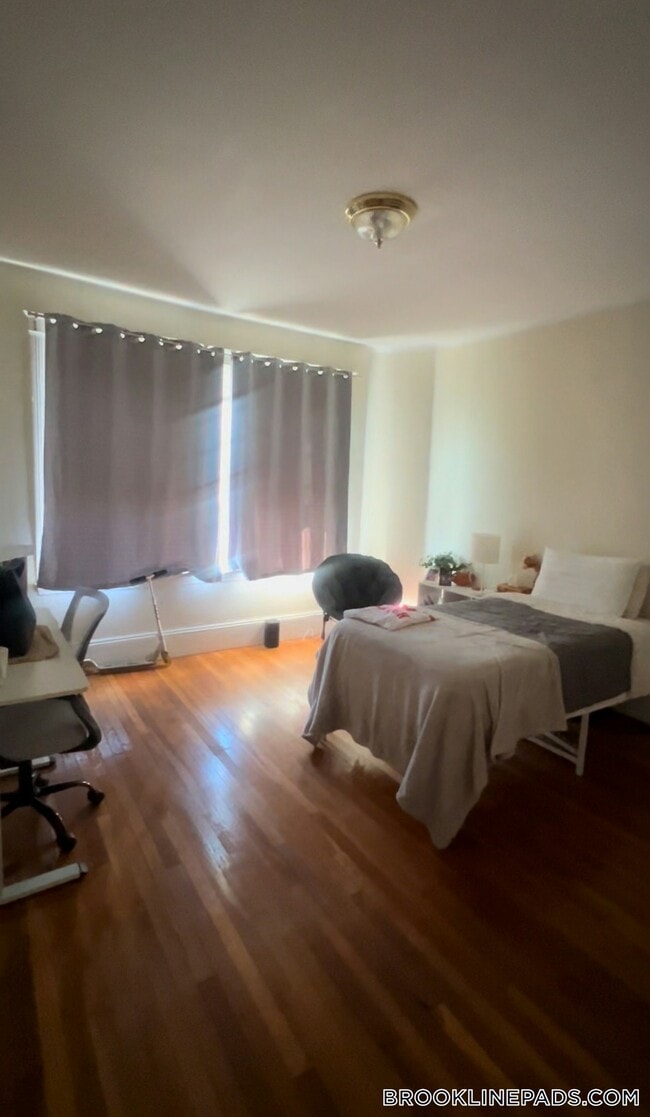 Photo - 73 Longwood Ave Unit 3R