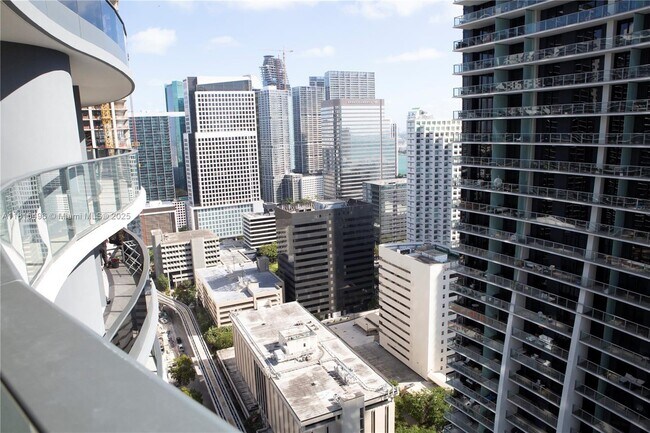 Photo - 1000 Brickell Plaza Unidad 3507 Rental