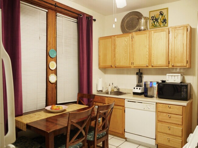 Photo - 905 S Claremont