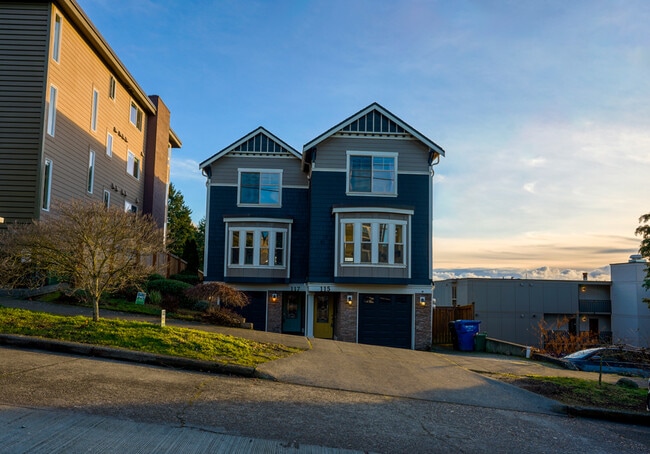 Photo - 115 N 46th St Townhome