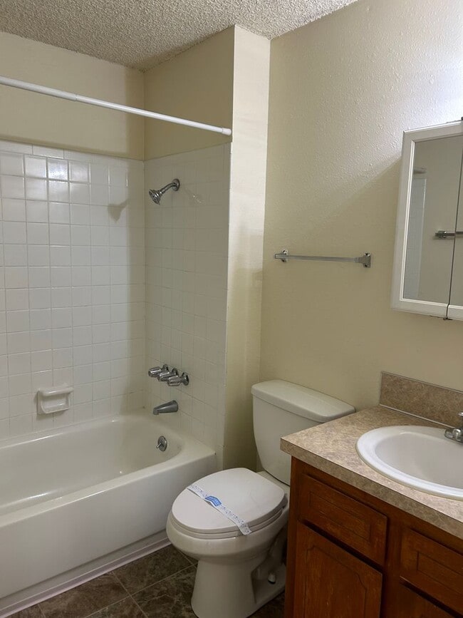 505 SE 27th Ave Unit 054 (R)