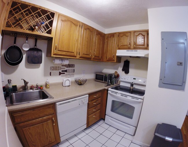 Photo - 65 Hemenway St Unit 8