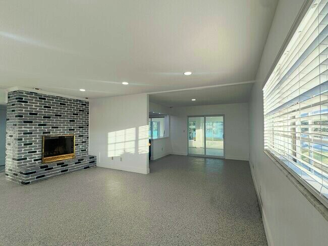 Photo - 13815 Good Life Rd