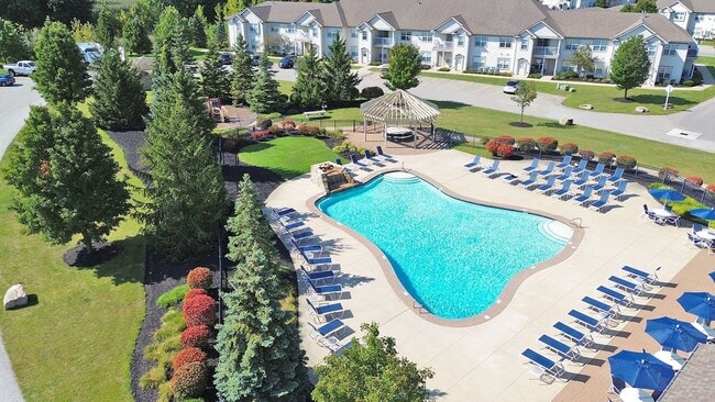 Cobblestone Court Apartments
