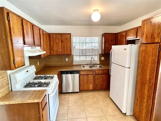 Photo - 1802 Prairie Knoll Ct