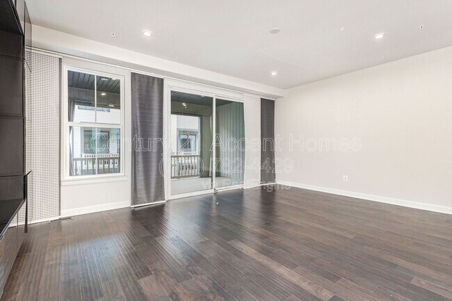 Photo - 22268 Sims Terrace