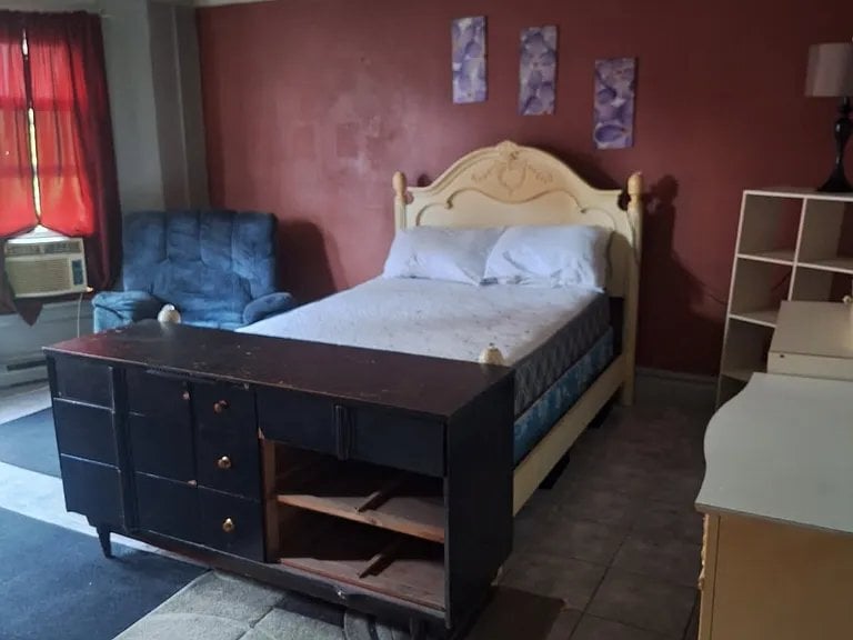 Photo - 316 N 2nd St Unidad Room 5