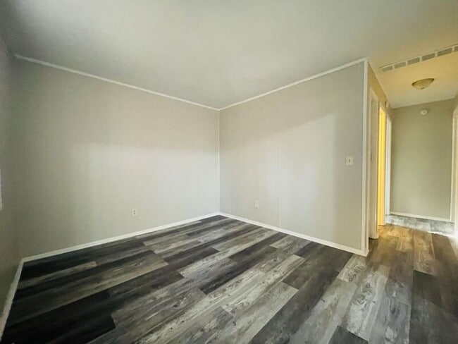 Photo - 225 SE 121st Rd