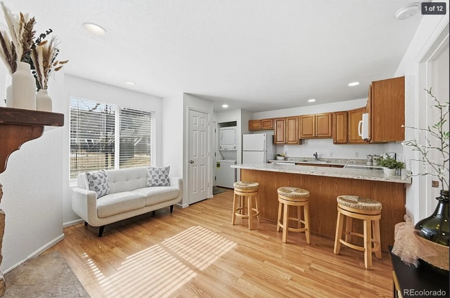 Building Photo - 5250 S Huron Way Unit 103