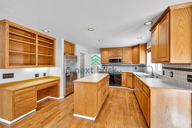 Photo - Beautiful 4 Bed 2.5 Bath single family hou...