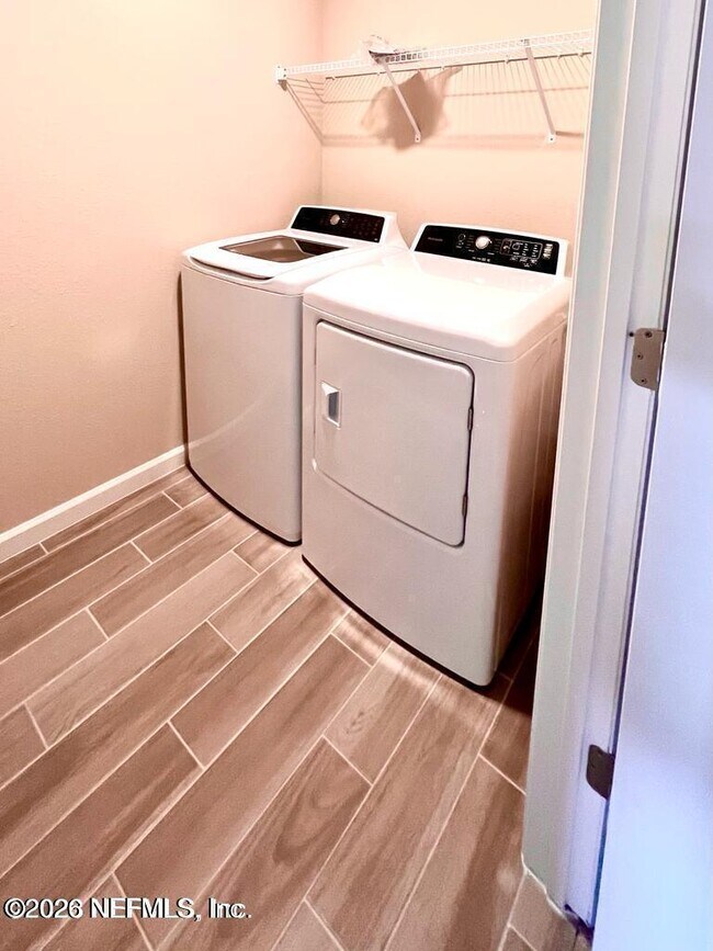 Photo - 410 Boracay Cir