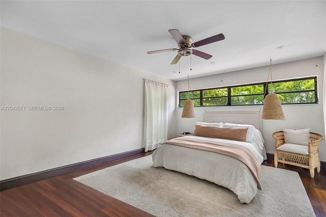 Photo - 920 Aguero Ave