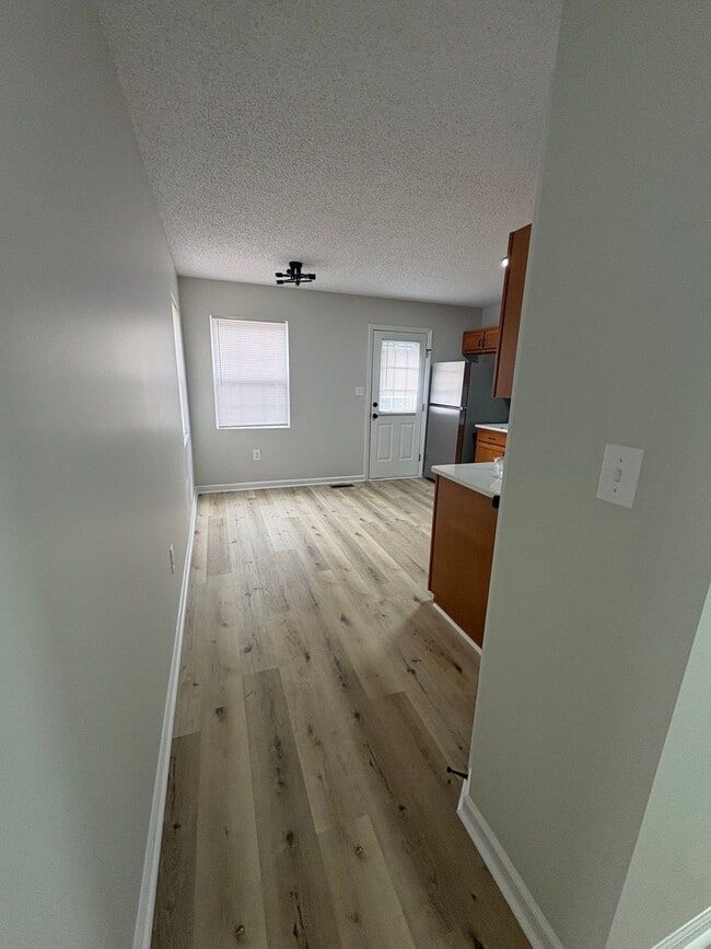 Photo - Modern Comfort Meets Peaceful Living – Onl...