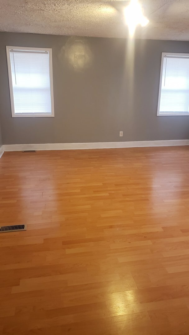 Photo - 2 bedroom/1 bath