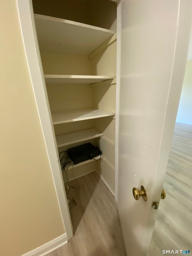 77 Courtland Ave Unit 11