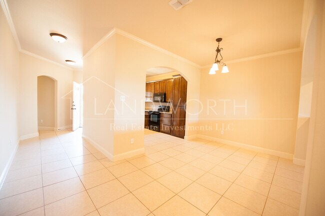 Photo - 3 bed 2 bath Beautiful Property