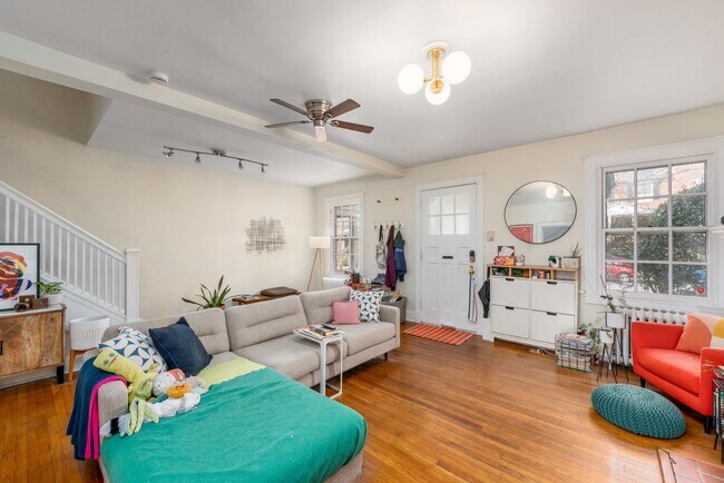 Photo - Oakenshawe 5-Bedroom, 2-Bathroom Home Close to Johns Hopkins