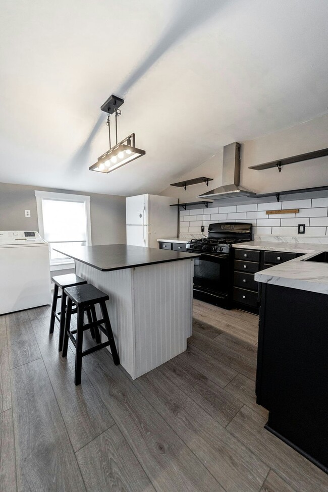 29 W Orange St